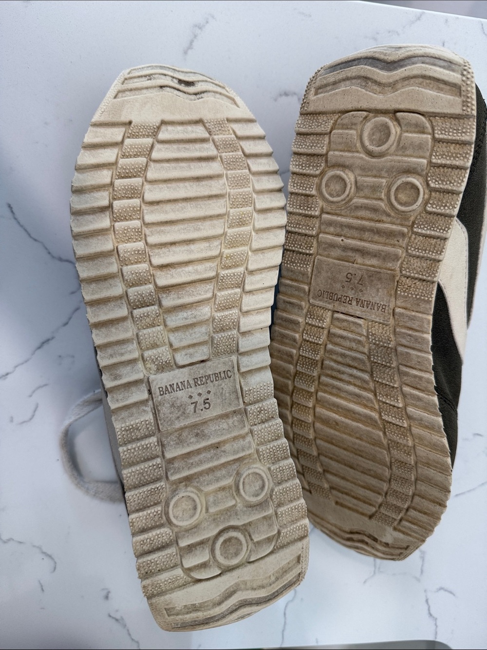 Banana Republic Factory Olive Green and Cream Sneakers - Picture 5 of 7